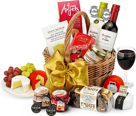 Thank You Arundel Hamper With Red & White Wine